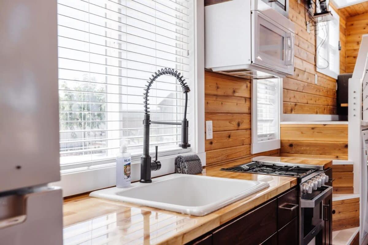Harrington Tiny House Villa Apple Valley Buitenkant foto